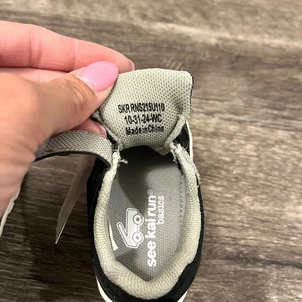 See Kai Run Basics Tenny Black Hook and Loop Sneakers Kids Size 4 NWT